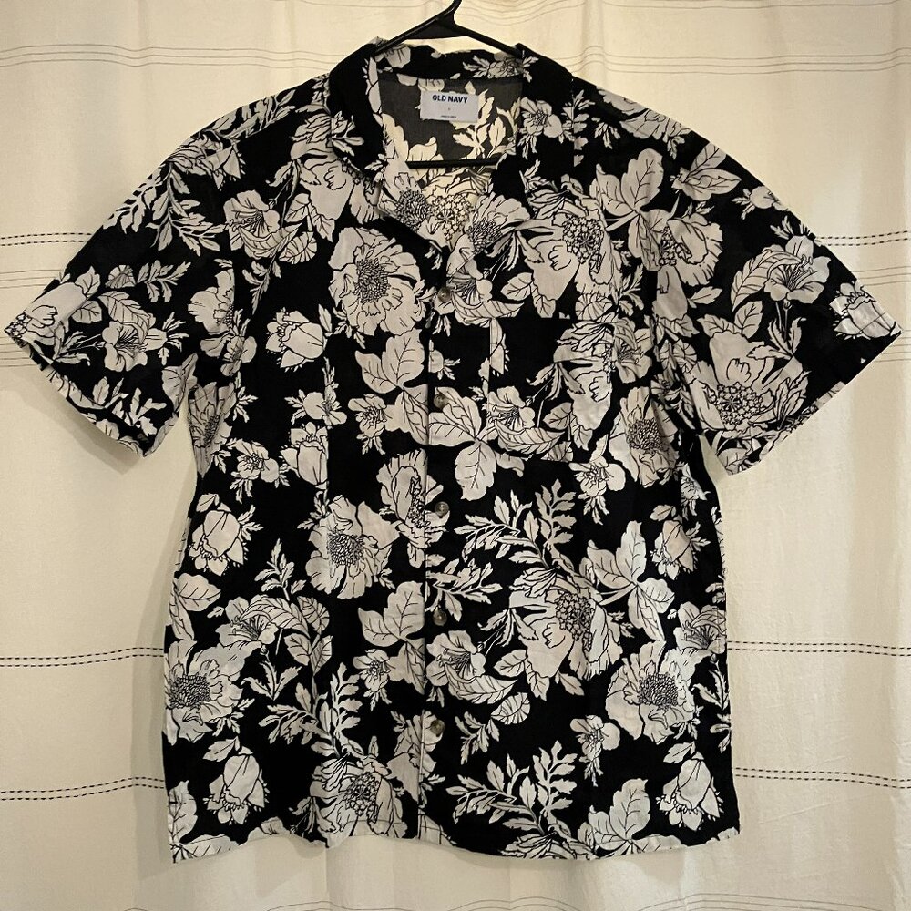 Men's Old Navy Tropical button up shirt - L